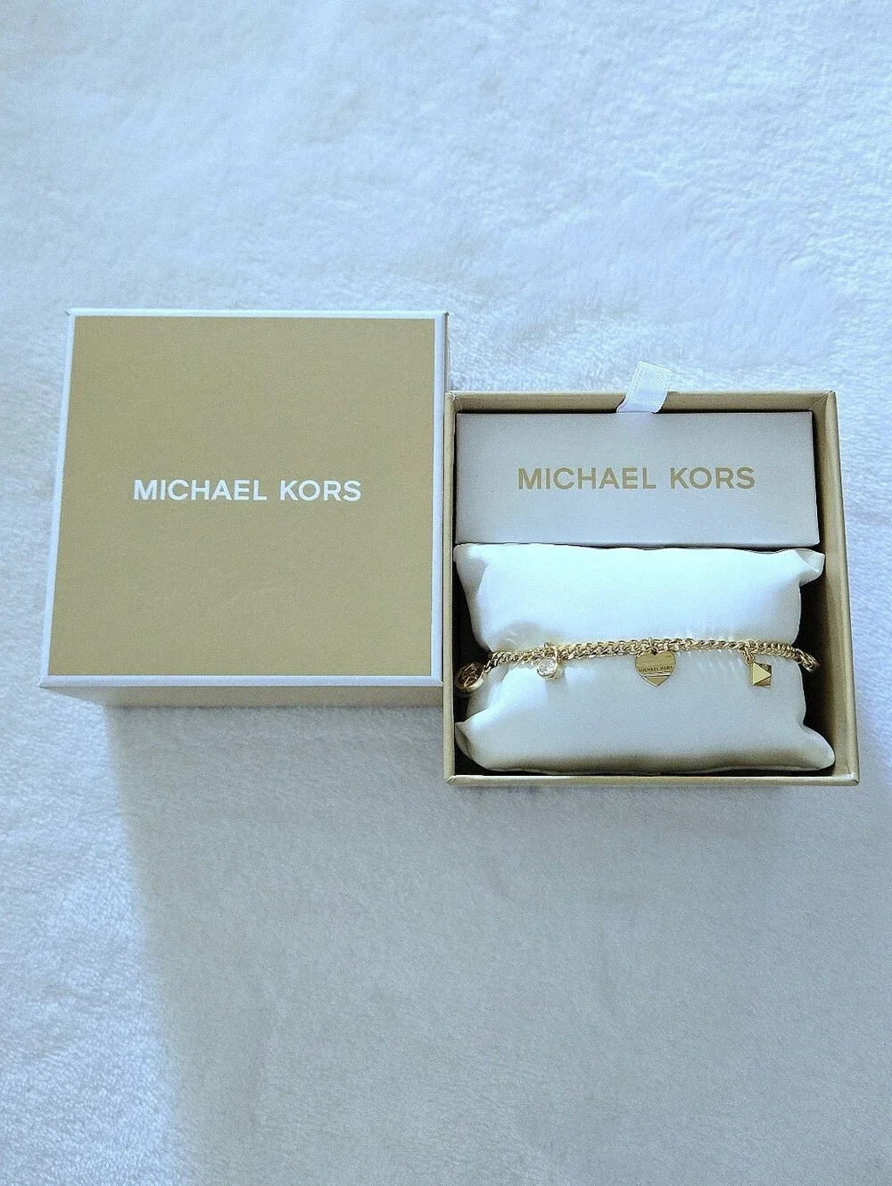 Michael Kors Gold💛 Charms Slider Bracelet -  NIB